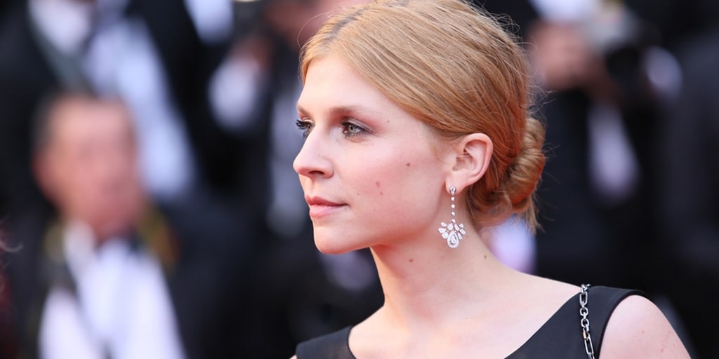 Close up of clemence poesy style